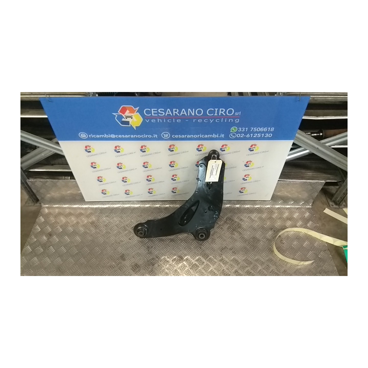 BRACCIO OSCILLANTE SOSP. ANT. SX. 075 RENAULT TRAFIC (06/01-09/06) F9QU7 8200565072