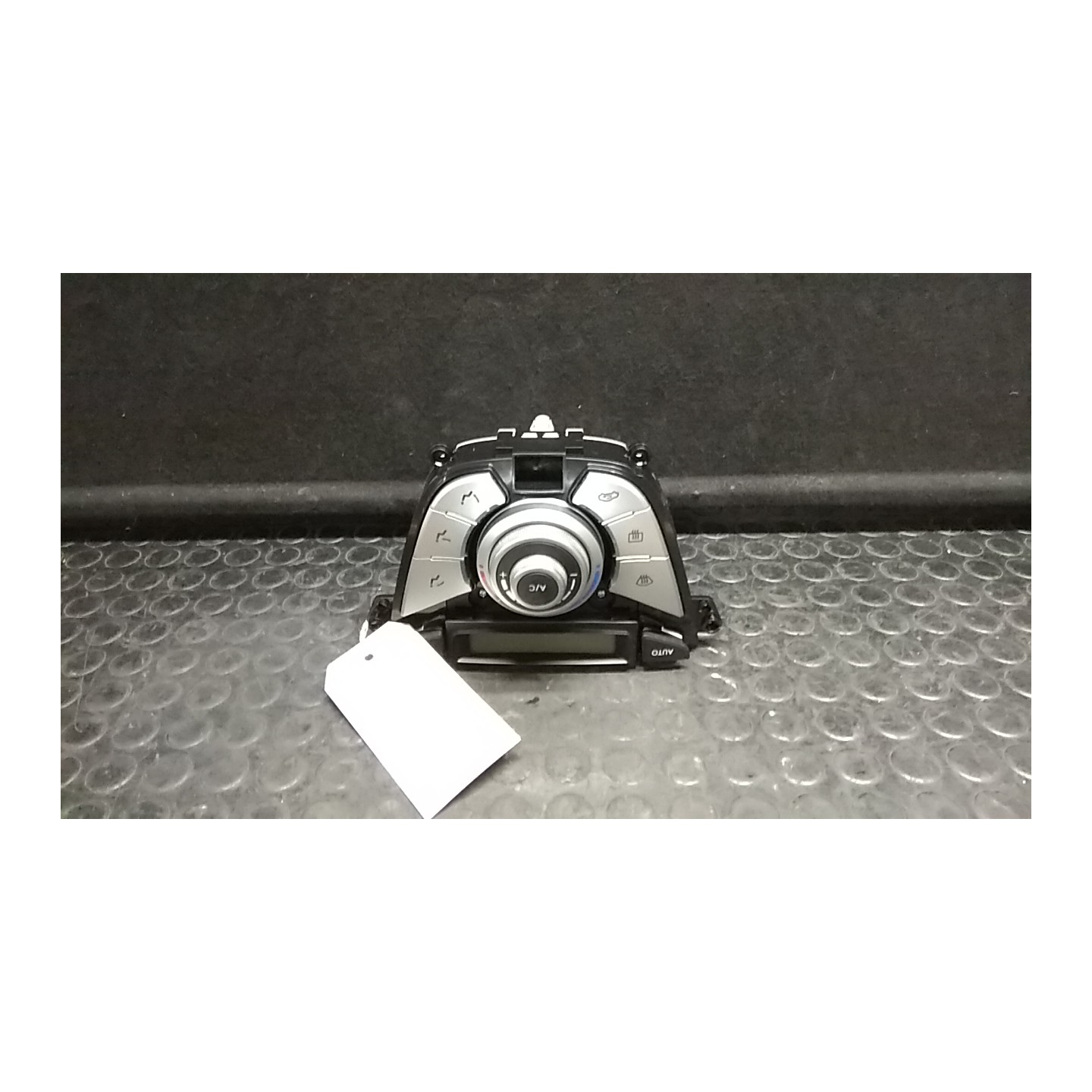BLOCCO COMANDO CLIMATIZZAZIONE ISG 033 HYUNDAI IX20 (10/10-) D4FB 972501K0504X