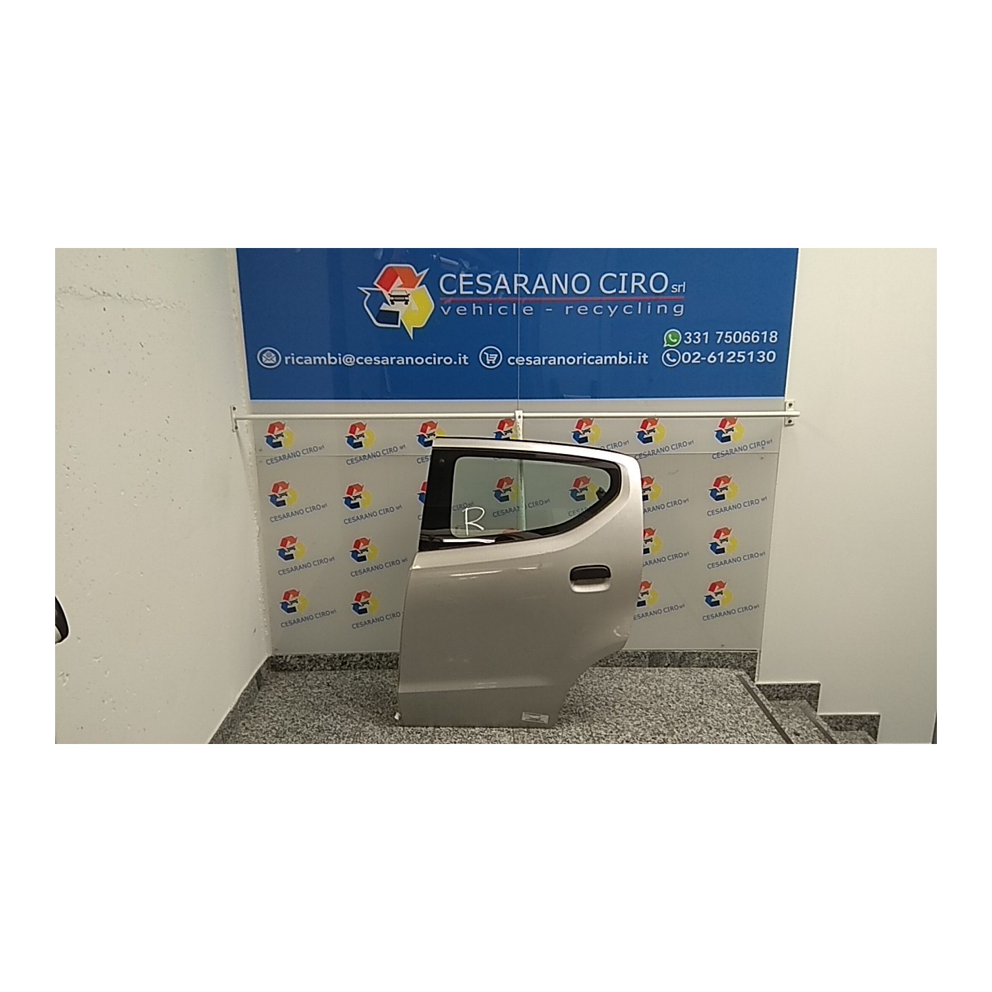 PORTA POST. SX. 084 SUZUKI ALTO (03/09-) K10B 68004M68KA0