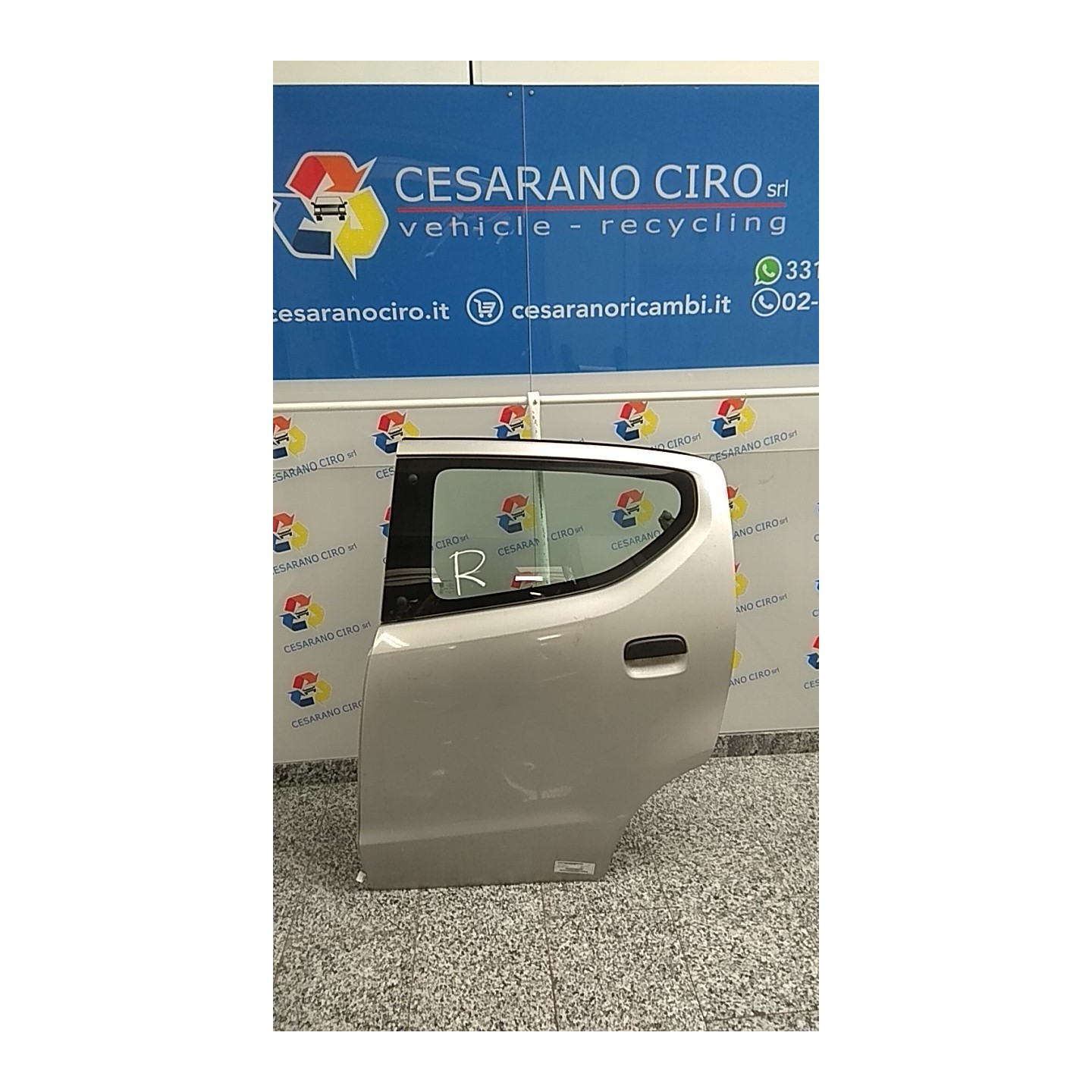 PORTA POST. SX. 084 SUZUKI ALTO (03/09-) K10B 68004M68KA0