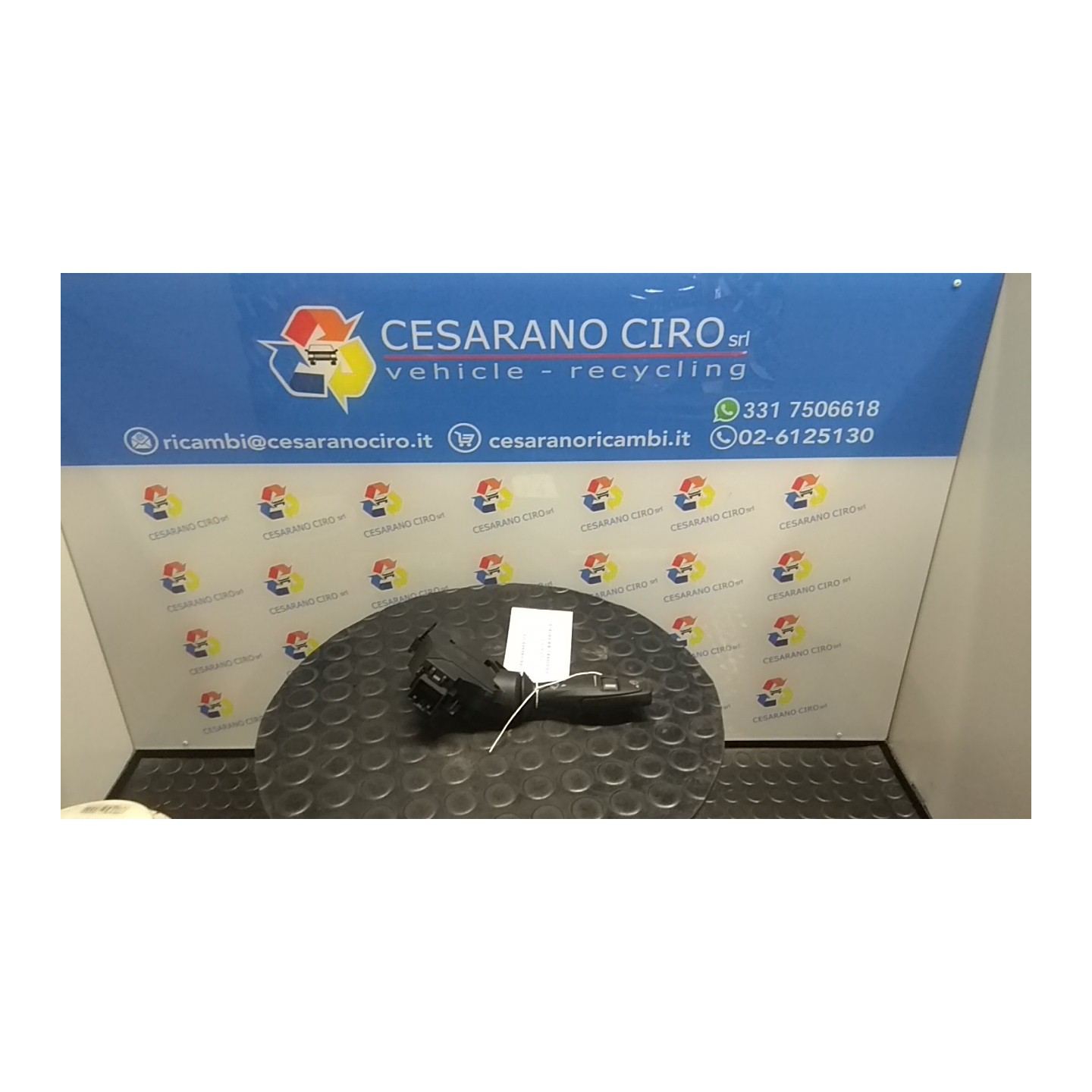 BLOCCO COMANDI TERGICRISTALLI 024 FORD FIESTA (CB1) (09/08-) STJB 1537625