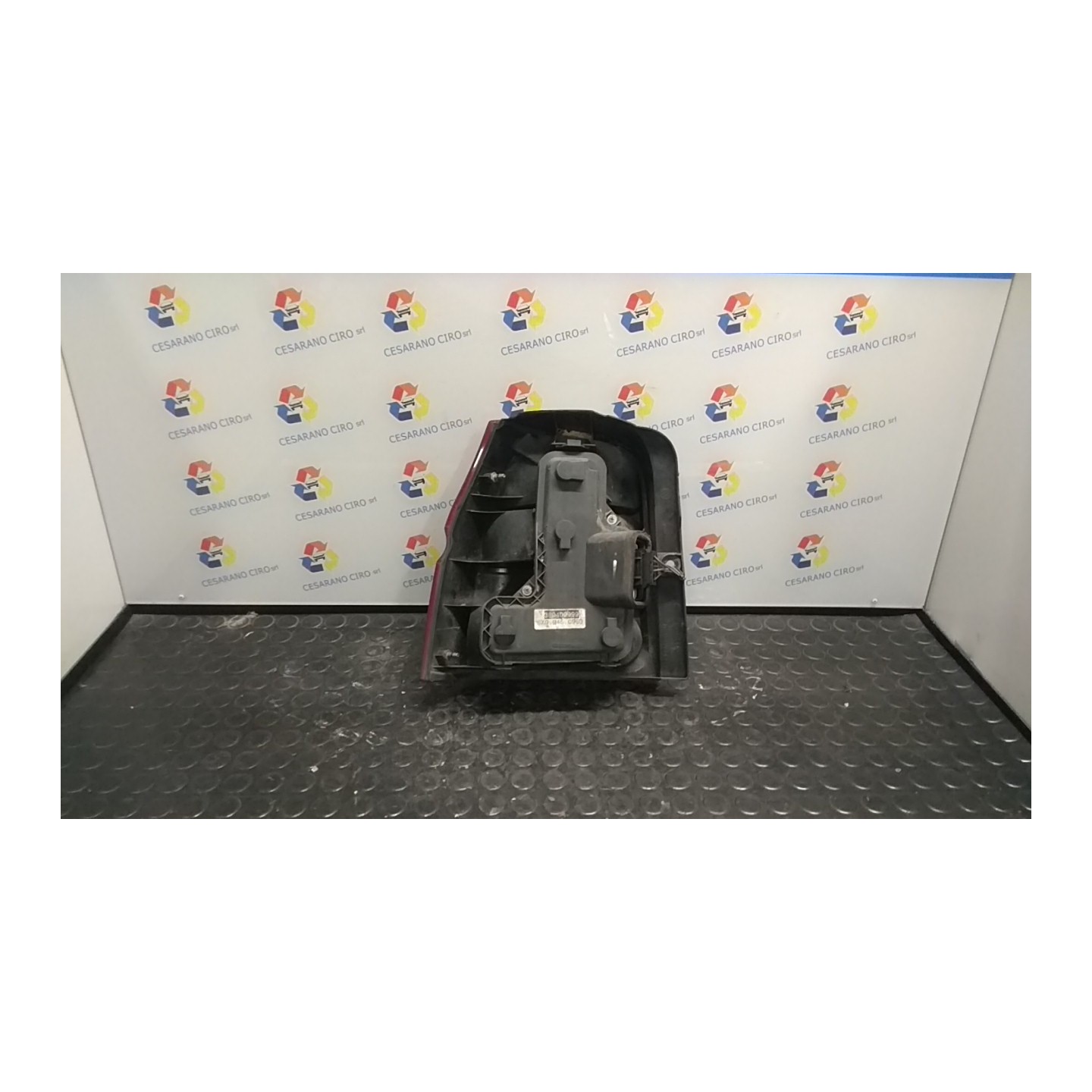 FANALE POST. DX. 059 VOLKSWAGEN LUPO (6X) (09/98-05/05) AKU 6X0945096E