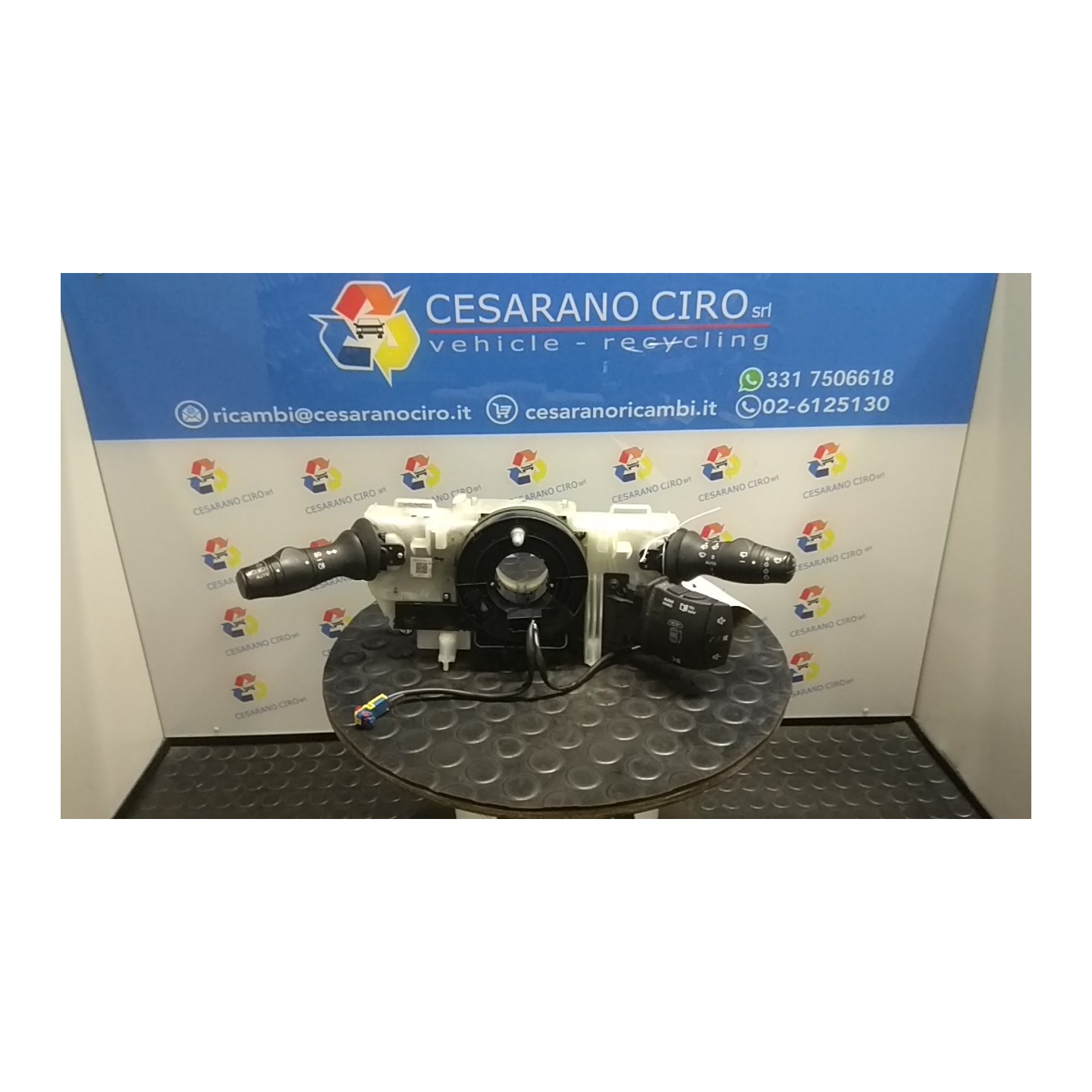 DEVIOGUIDASGANCIO 076 RENAULT LAGUNA 3A SERIE (09/07-) M9RL8 255670007R