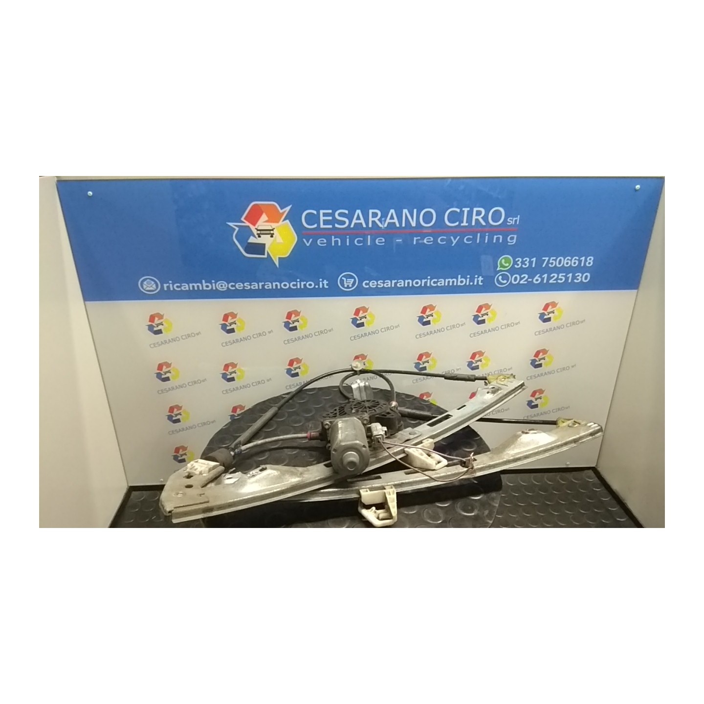 ALZACRISTALLO ELETTR. PORTA ANT. C/MOTORINO SX. 135 PEUGEOT 206 (09/98-06/09) NFZ 9221E5