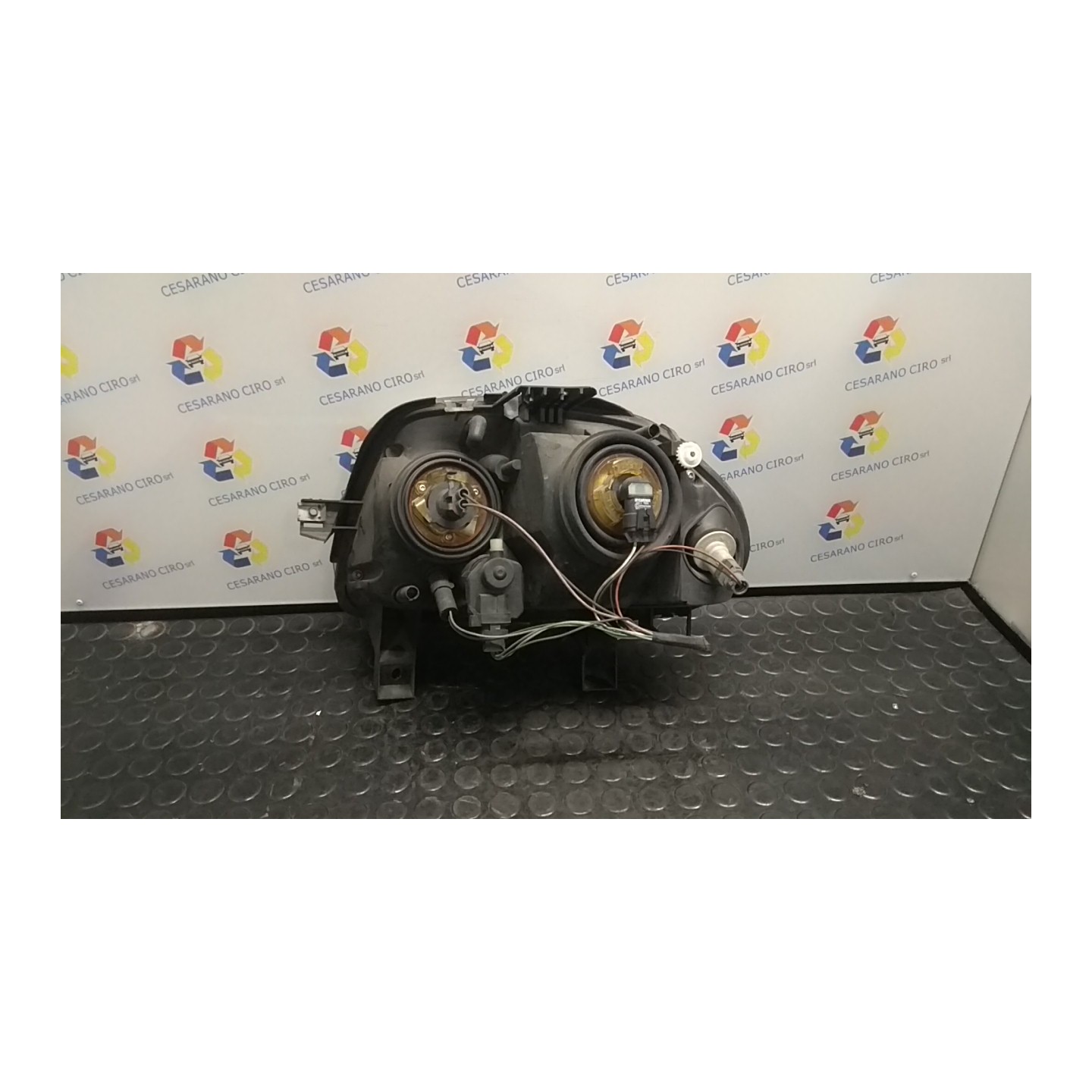 PROIETTORE HELLA DX. 040 RENAULT CLIO 2A SERIE (04/98-04/01) D7FD7 7701045169