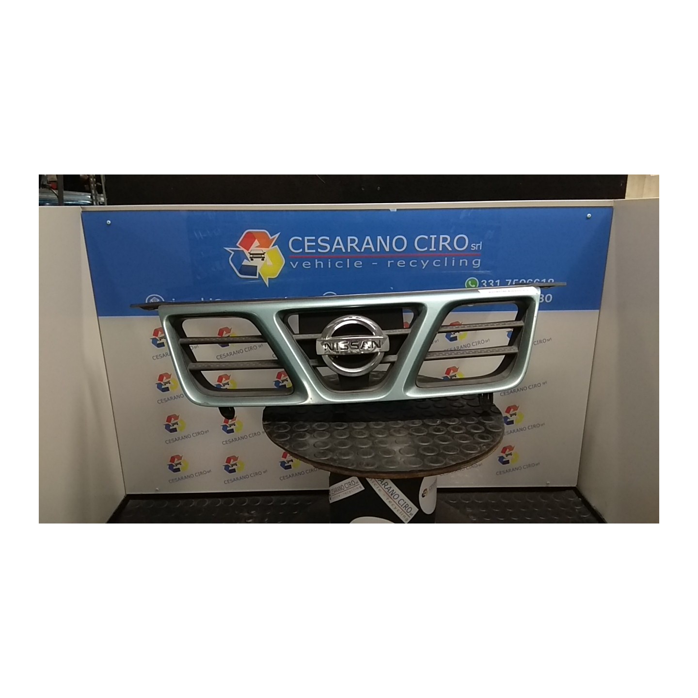 GRIGLIA 151 NISSAN X-TRAIL (T30) (07/01-09/03) YD22 623108H70A
