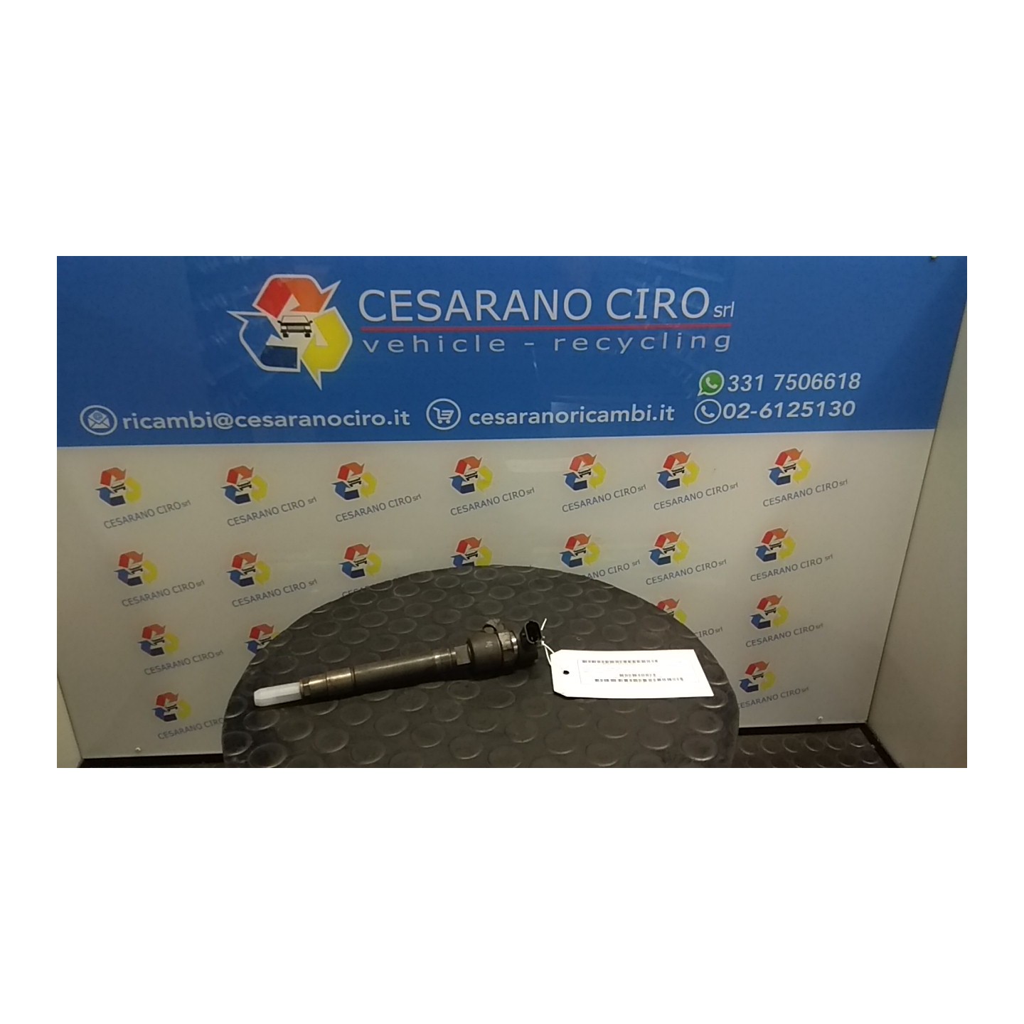 INIETTORE DIESEL ROTAZIONE 051 VOLVO V70/XC70 (01/00-10/07) D5244T(4) 8603595