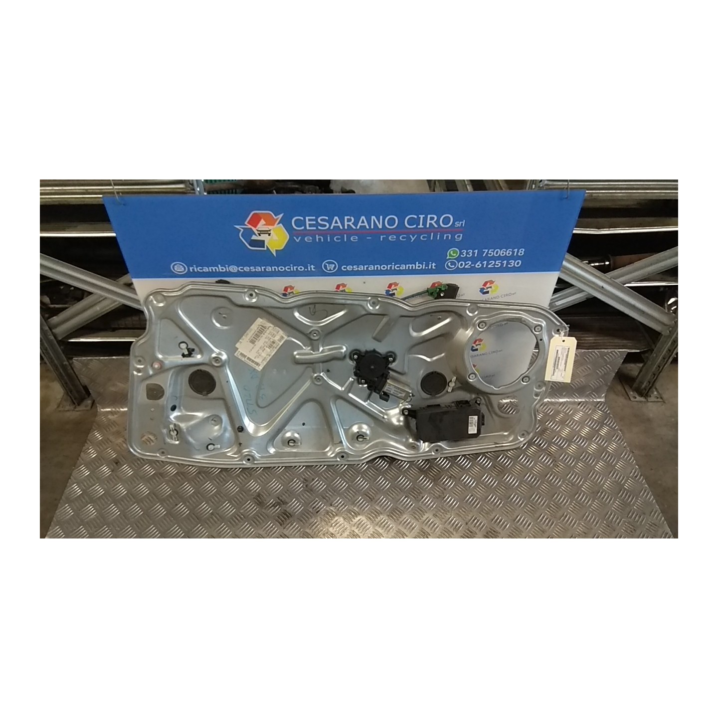 ALZACRISTALLO ELETTR. PORTA ANT. DX. 066 FIAT STILO (2C) (09/01-11/03) 192A1000 46831652