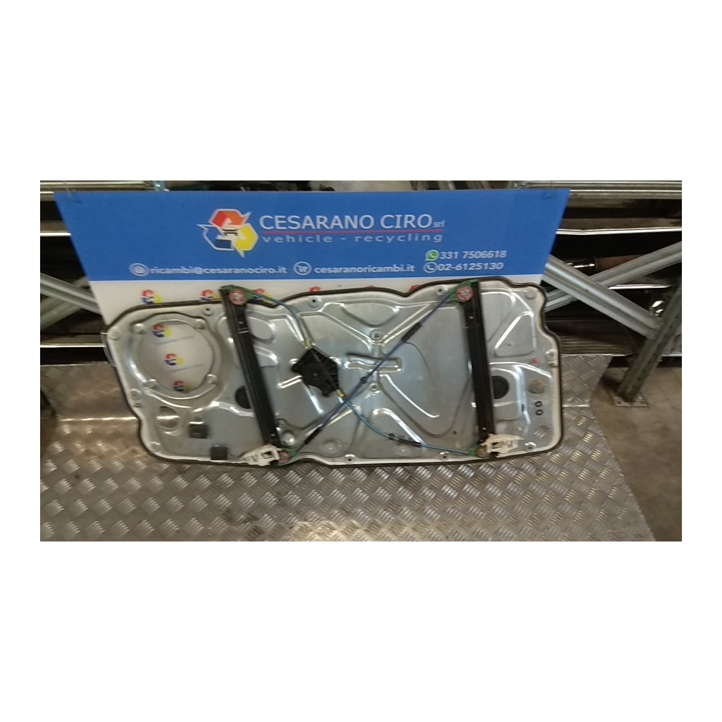 ALZACRISTALLO ELETTR. PORTA ANT. DX. 066 FIAT STILO (2C) (09/01-11/03) 192A1000 46831652