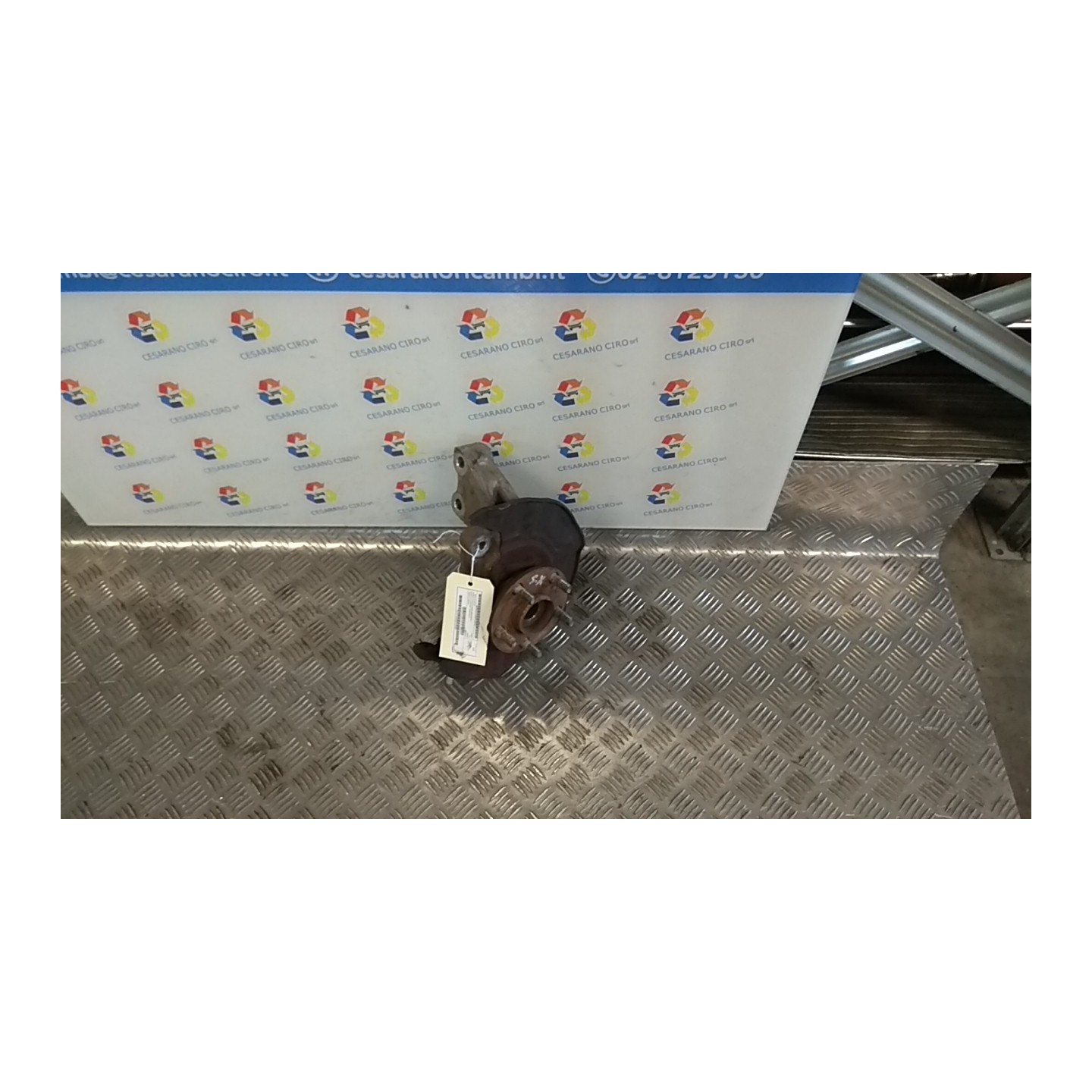 MONTANTE SOSP. ANT. SX. 126 TOYOTA PRIUS 2A SERIE (02/04-06/10) 1NZFXE 4320247010