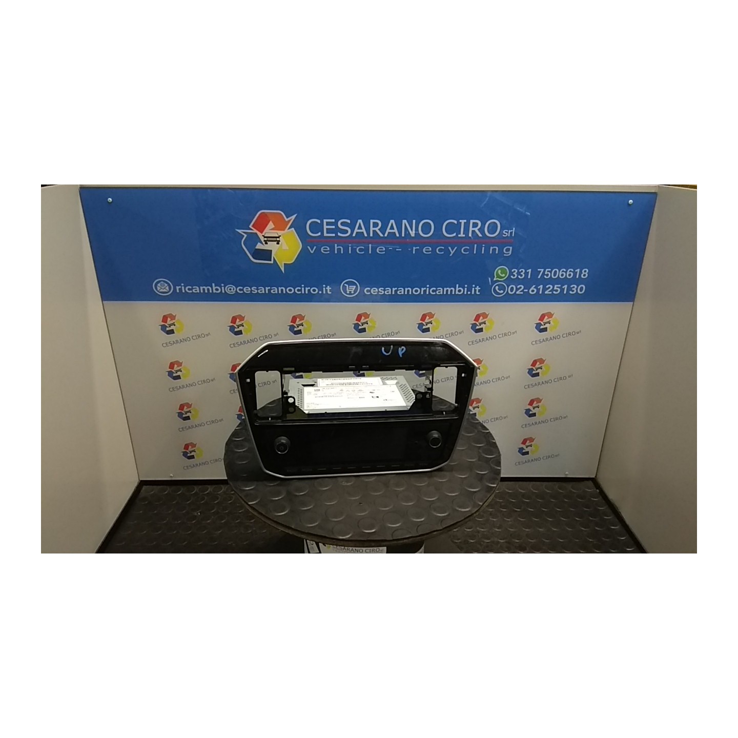 AUTORADIO 249 VOLKSWAGEN UP! (06/16-) CPG NB5626023092012