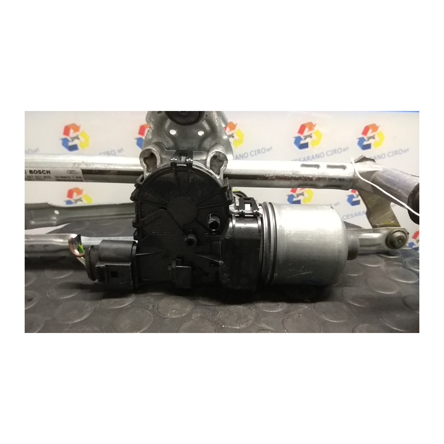MOTORINO TERGIPARABREZZA 251 VOLKSWAGEN UP! (06/16-) CPG NB1798023092012