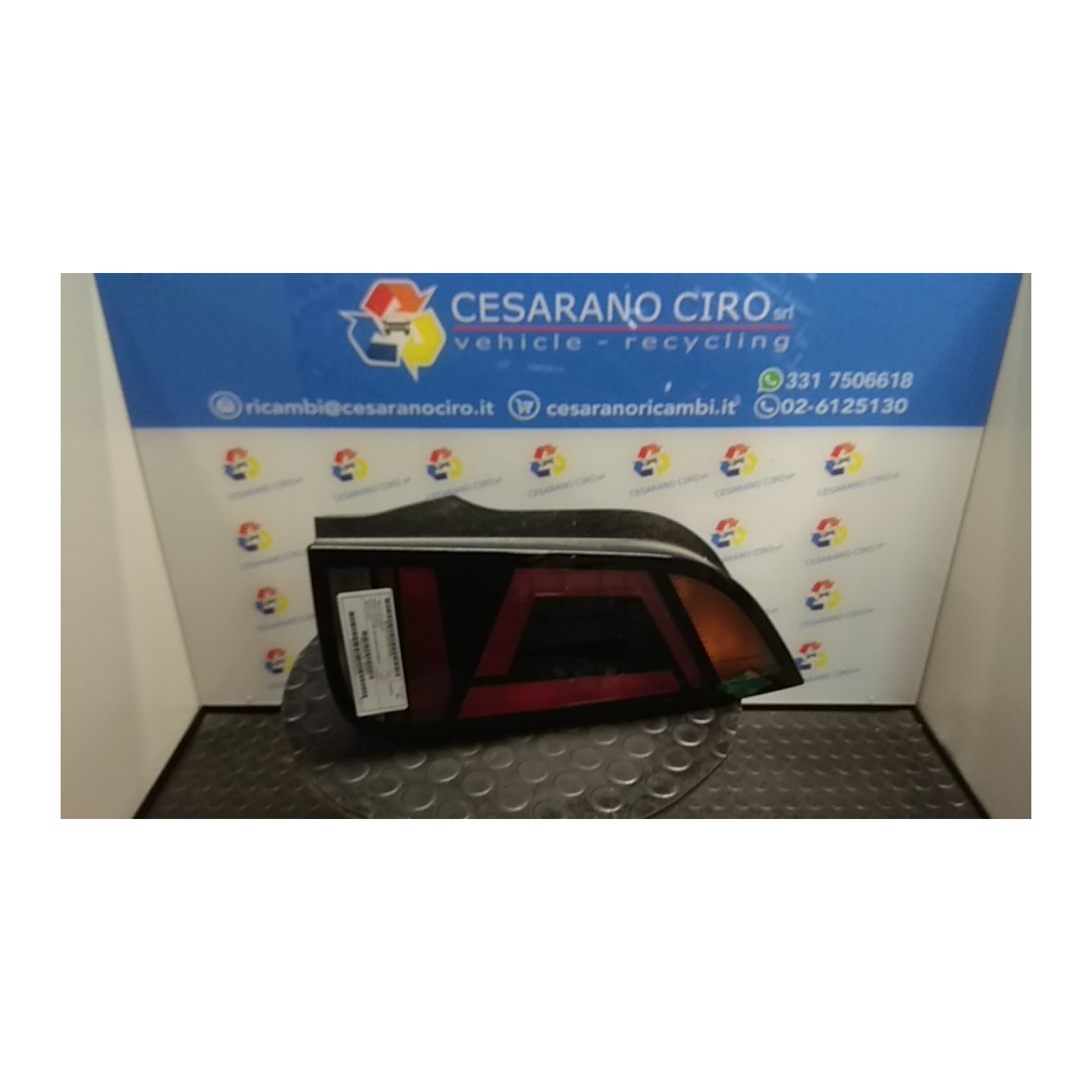 FANALE POST. SX. 253 VOLKSWAGEN UP! (06/16-) CPG 1S0945095H
