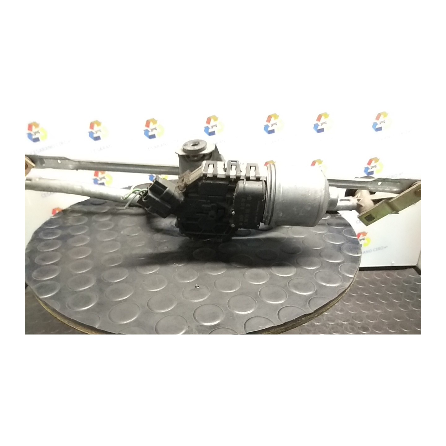 MOTORINO TERGIPARABREZZA BOSCH 261 RENAULT CLIO 2A SERIE (05/01-11/10) D7FG7 7701056500