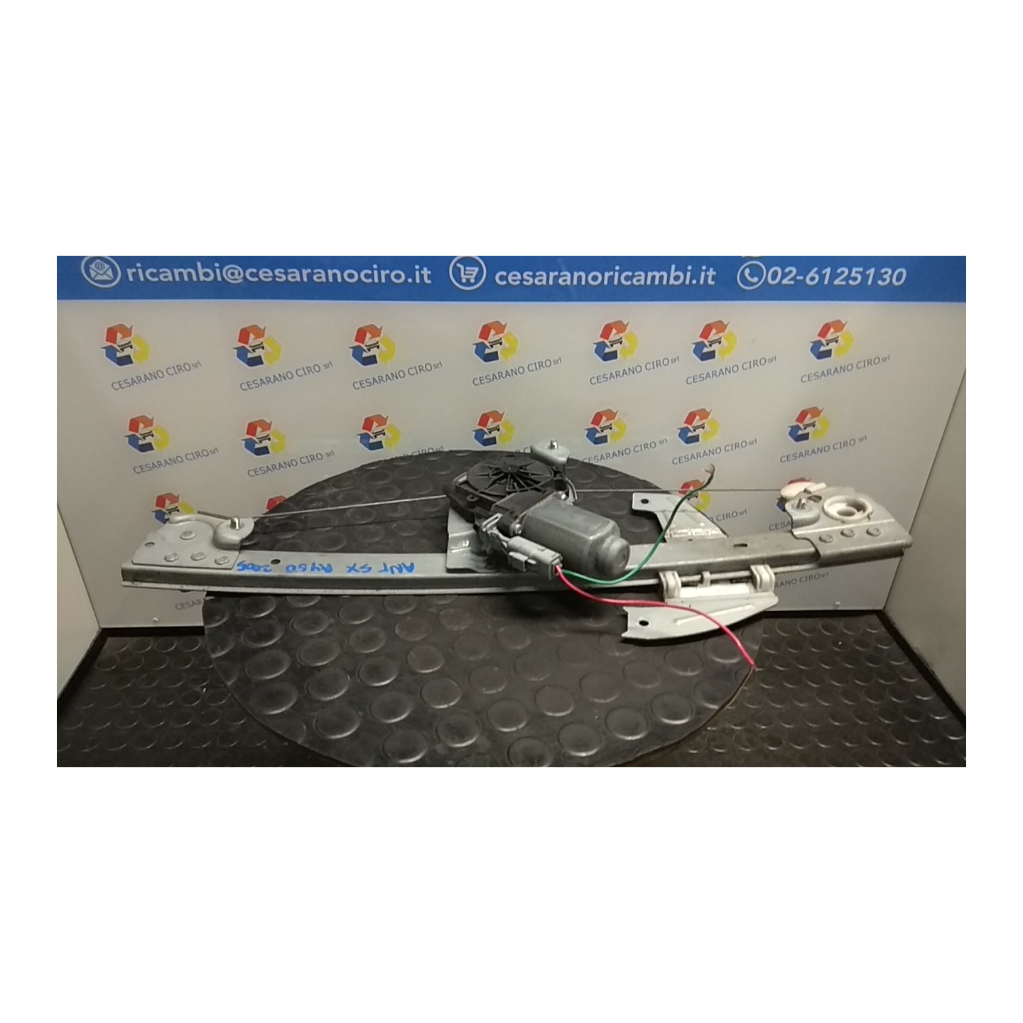 ALZACRISTALLO ELETTR. PORTA ANT. C/MOTORINO SX. 265 TOYOTA AYGO 1A SERIE (04/05-10/14) 1KRFE 698200H020