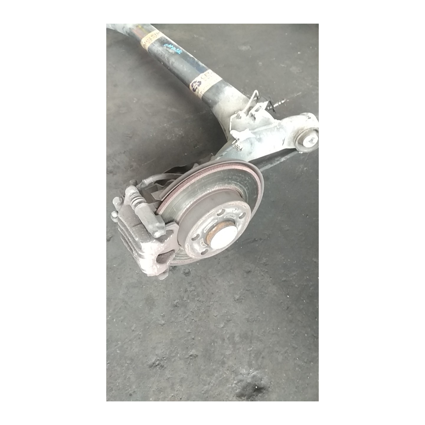 ASSALE POST. C/FRENO A DISCO 177 SKODA FABIA (54) (04/07-) CAY 6Q0500051AT