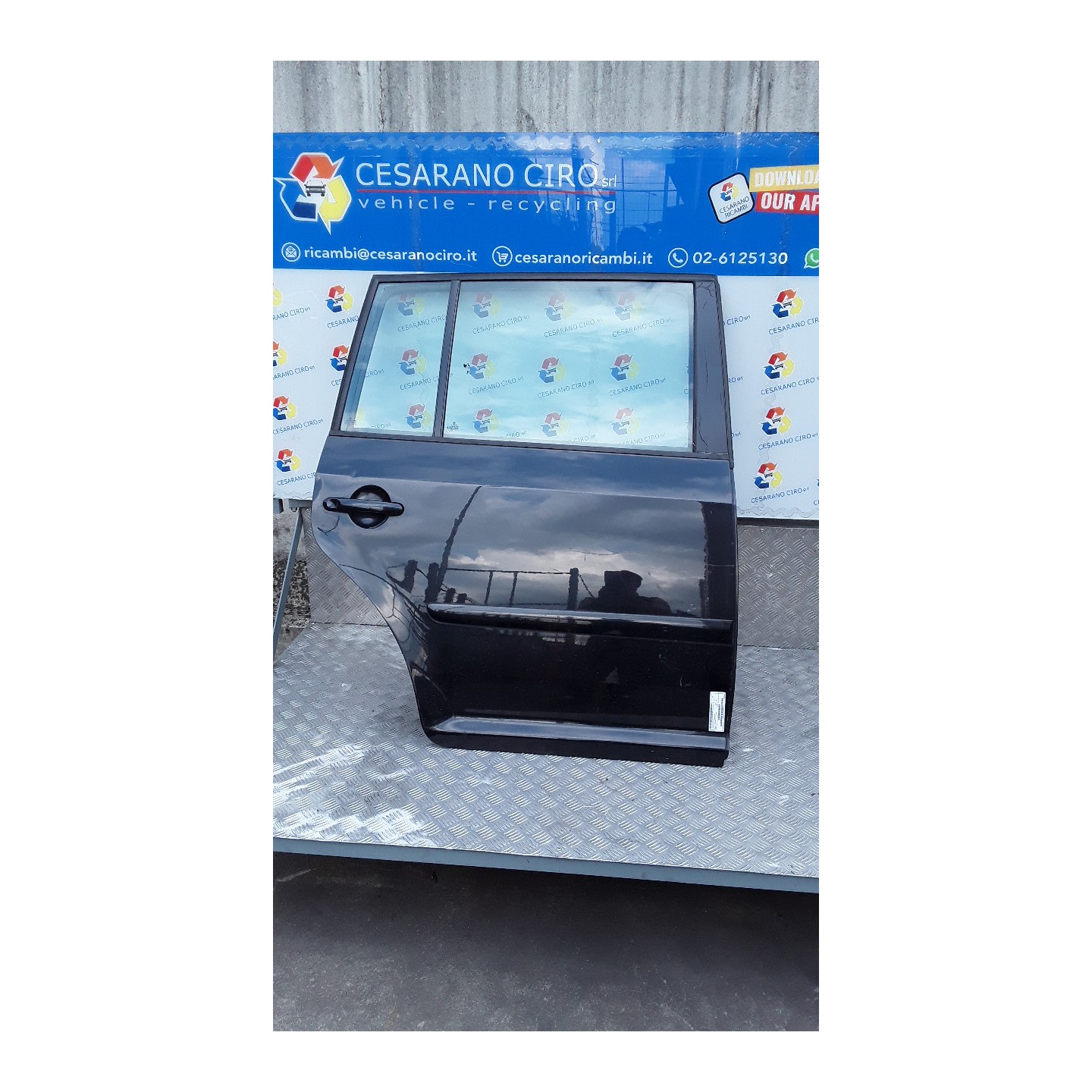 PORTA POST. DX. 017 VOLKSWAGEN TOURAN (1T) (02/03-11/10) BKC 1T0833056S