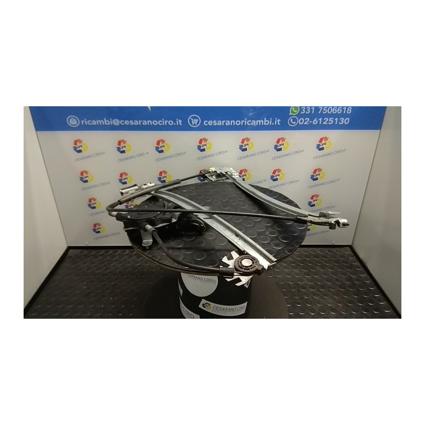 ALZACRISTALLO PORTA ANT. DX. 073 SEAT CORDOBA (6K) (07/99-11/02) AUD 6K4837402Q