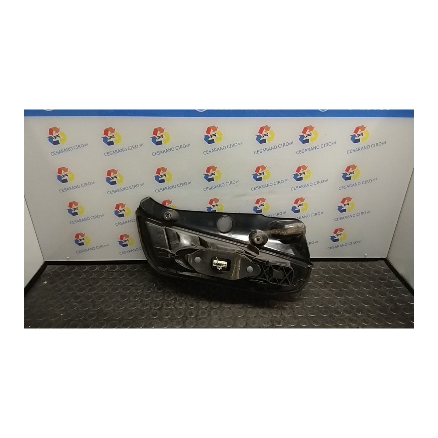 FANALE POST. SX. 050 LANCIA YPSILON (TE) (06/03-09/06) 188A4000 51753385
