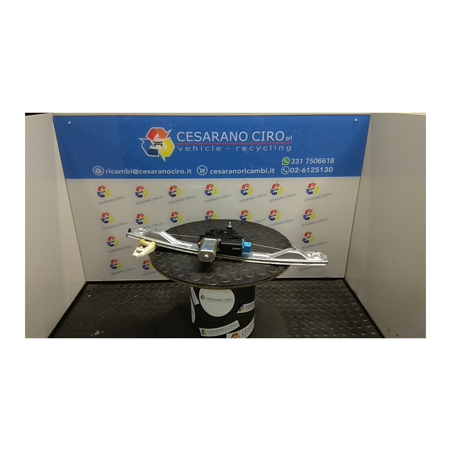 ALZACRISTALLO ELETTR. PORTA POST. CON MOTORINO DX. 077 LANCIA DELTA (TH) (06/08-03/11) 198A2000 51909797