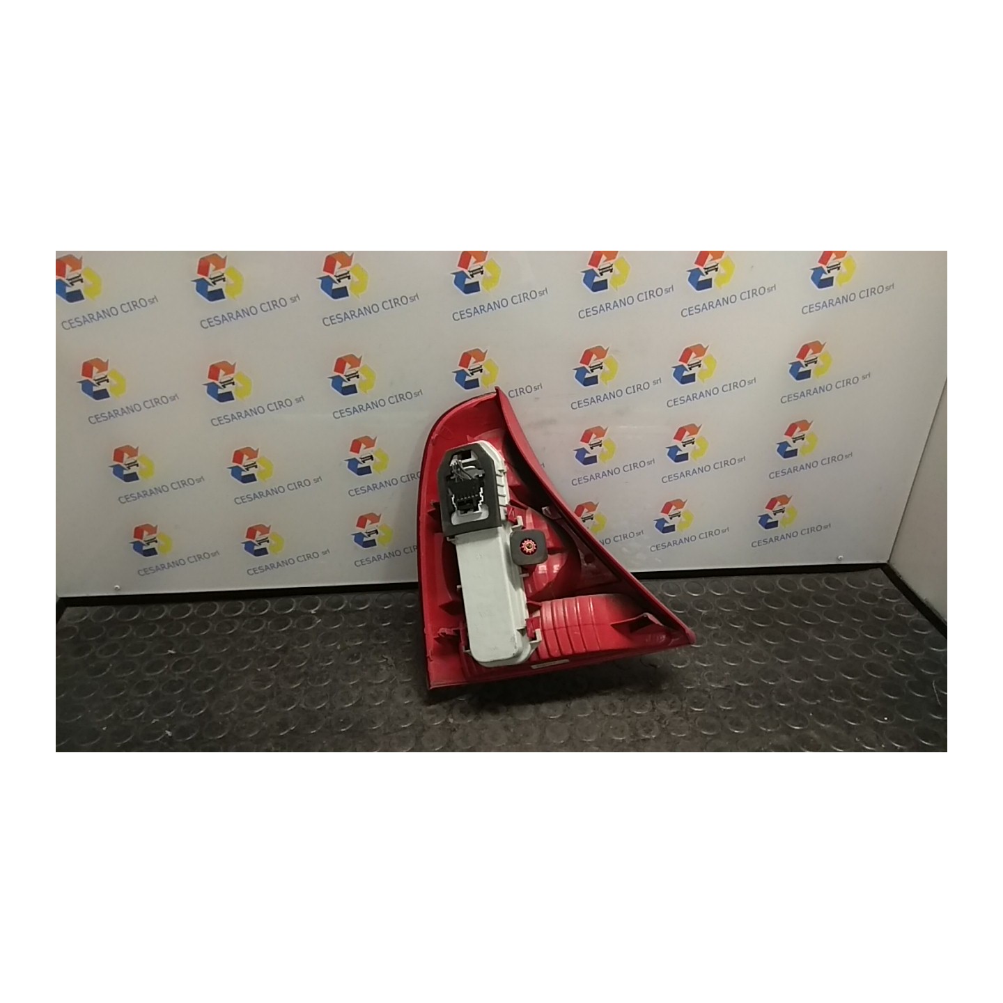 FANALE POST. DX. 088 RENAULT CLIO 2A SERIE (05/01-11/10) D7FG7 8200917487