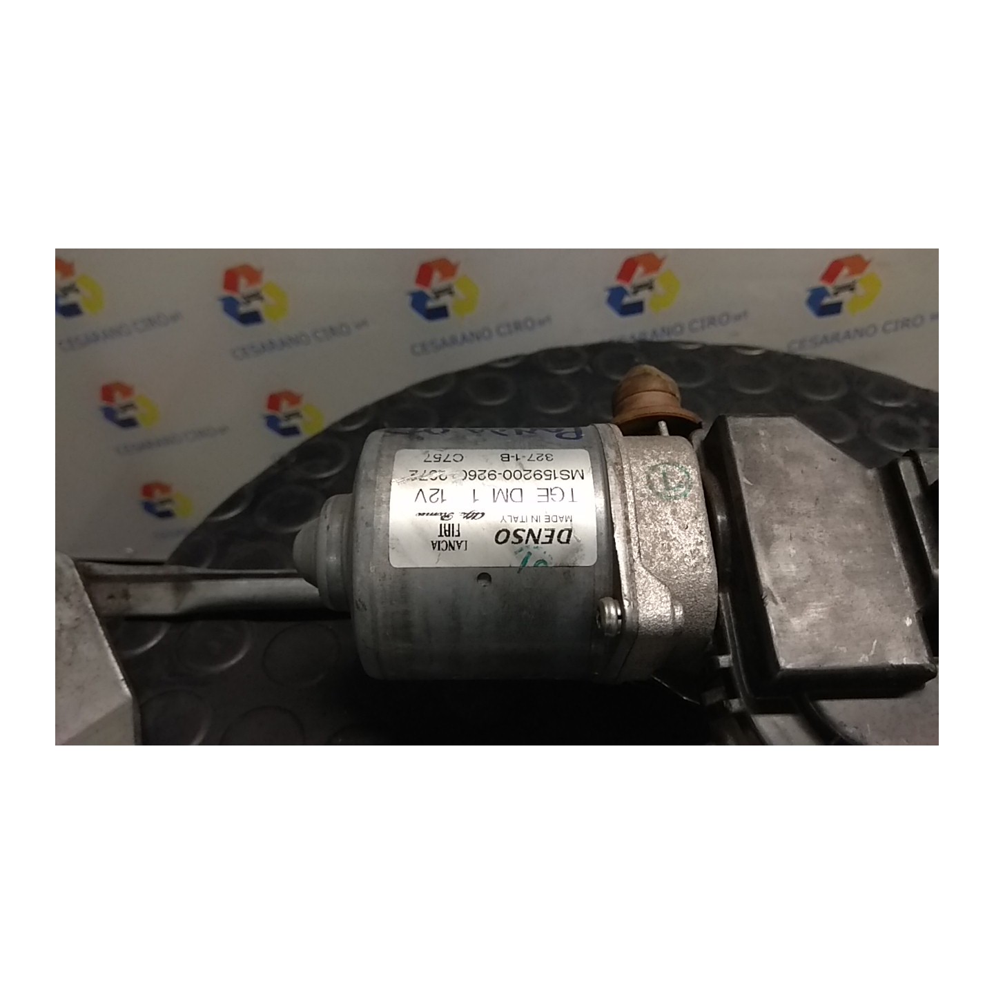 MECCANISMO TERGIPARABREZZA CON MOTORINO 126 FIAT PANDA (33) (12/11-04/17) 199A9000 52024852