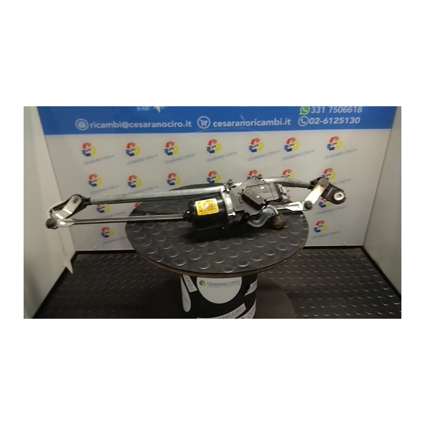 MECCANISMO TERGIPARABREZZA CON MOTORINO 137 RENAULT KANGOO (01/08-) K9KD8 8200409692