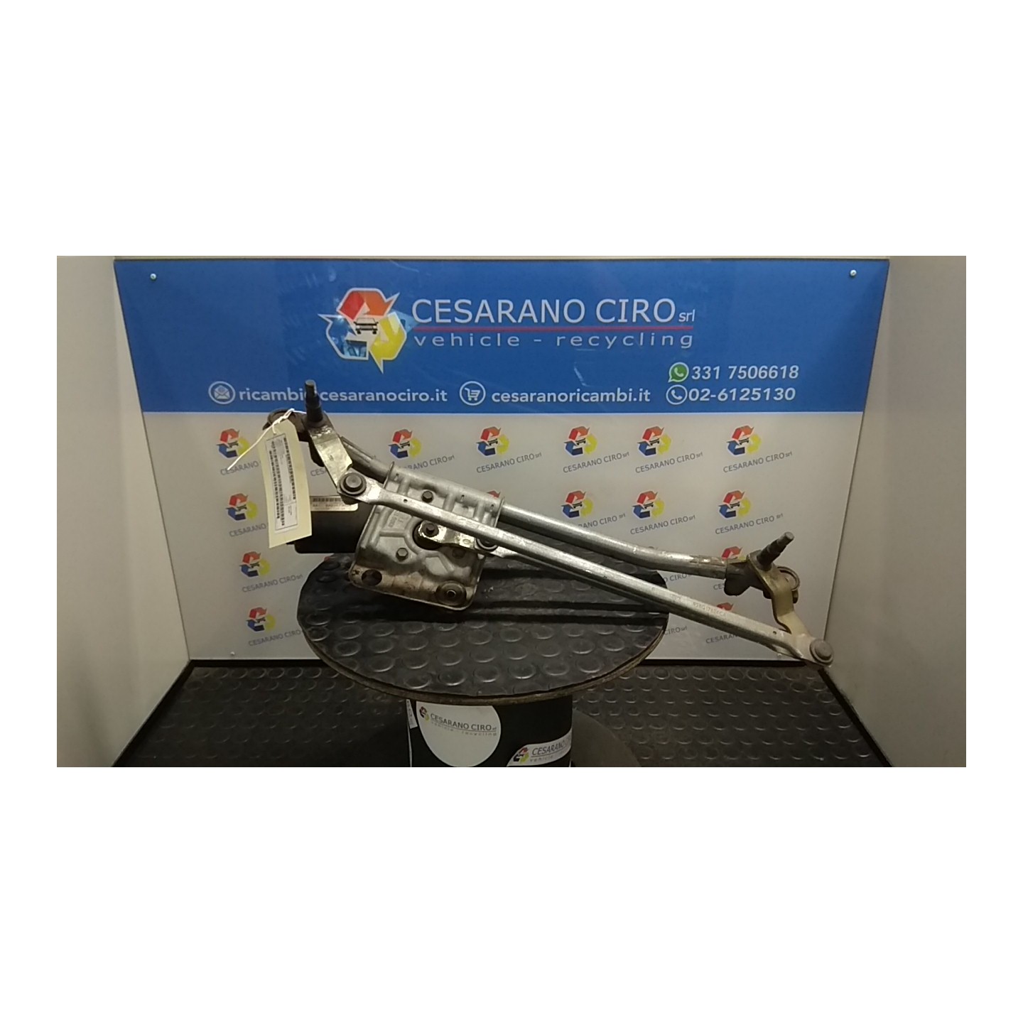 MECCANISMO TERGIPARABREZZA CON MOTORINO 153 FORD COUGAR LCBA NB3753000039003002046021