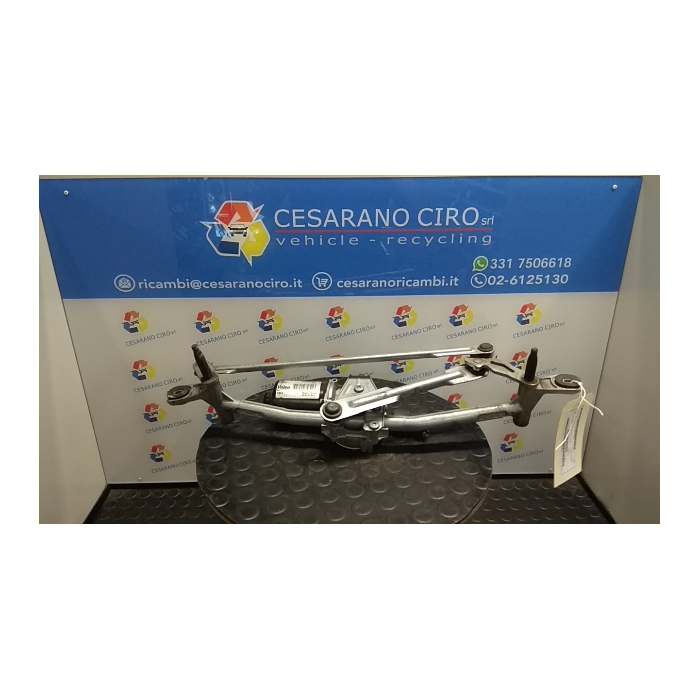 MECCANISMO TERGIPARABREZZA CON MOTORINO 158 FIAT 500L (73) (07/12-) 330A1000 52064589