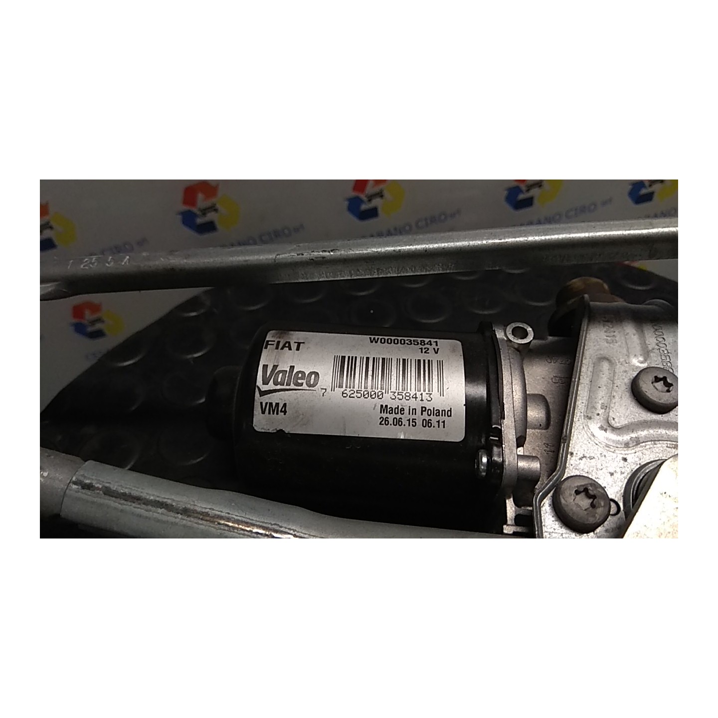 MECCANISMO TERGIPARABREZZA CON MOTORINO 158 FIAT 500L (73) (07/12-) 330A1000 52064589