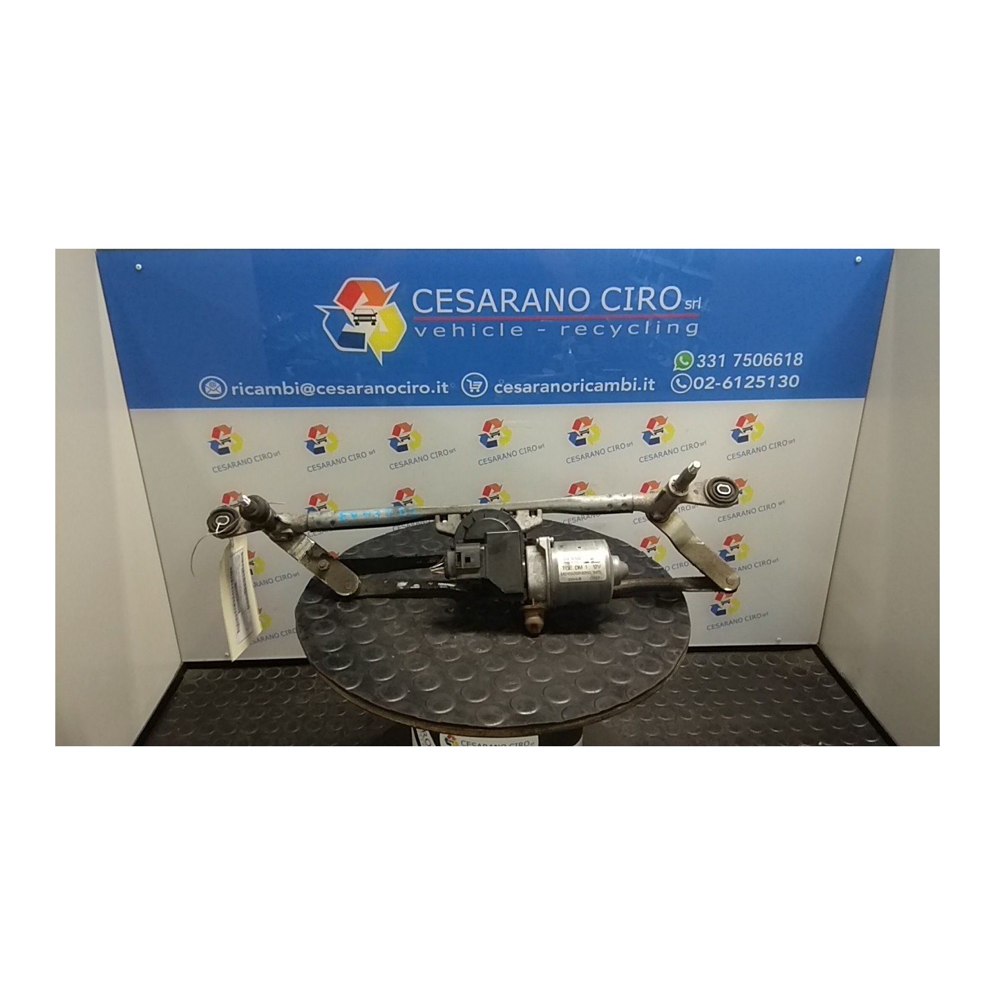 MECCANISMO TERGIPARABREZZA CON MOTORINO 098 FIAT PANDA VAN (33) (06/12-09/18) 199A9000 52024852