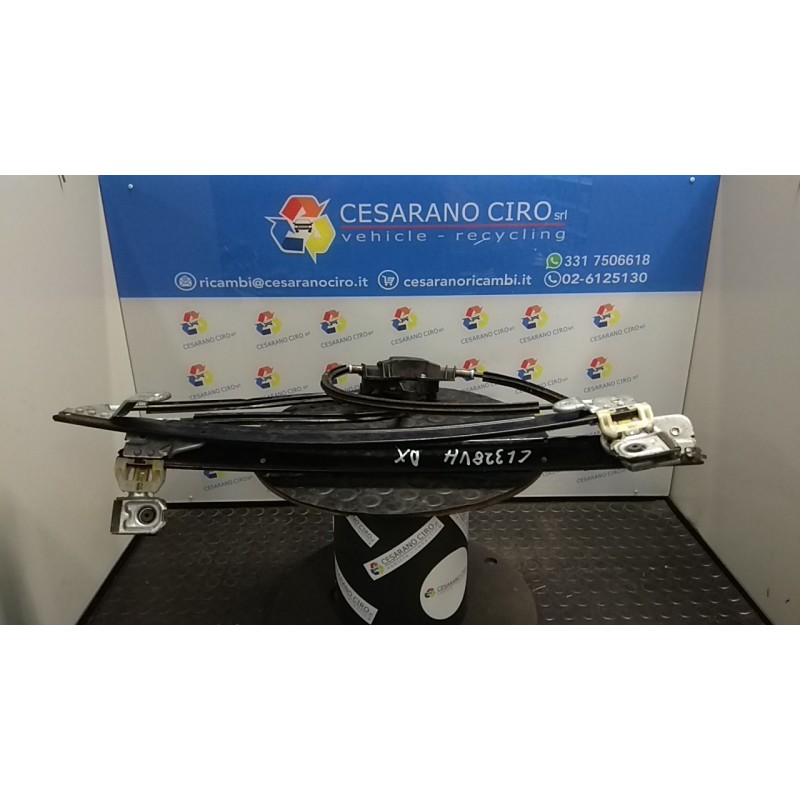 ALZACRISTALLO ELETTR. PORTA ANT. C/MOTORINO DX. 117 CHRYSLER VOYAGER/GRAND VOYAGER (04/04-1 25L K04894526AA