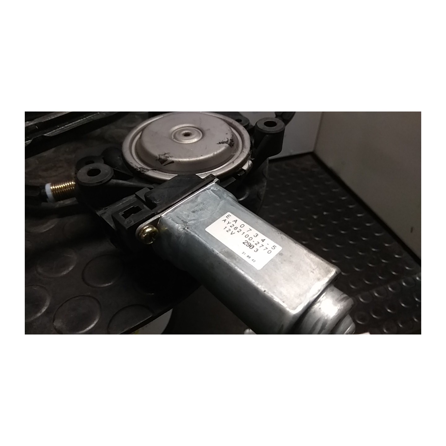ALZACRISTALLO ELETTR. PORTA ANT. C/MOTORINO DX. 117 CHRYSLER VOYAGER/GRAND VOYAGER (04/04-1 25L K04894526AA