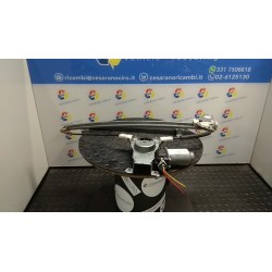 ALZACRISTALLO ELETTR. PORTA ANT. C/MOTORINO DX. 121 NISSAN NOTE (E11E) (02/06-09/13) CR14 807009U000