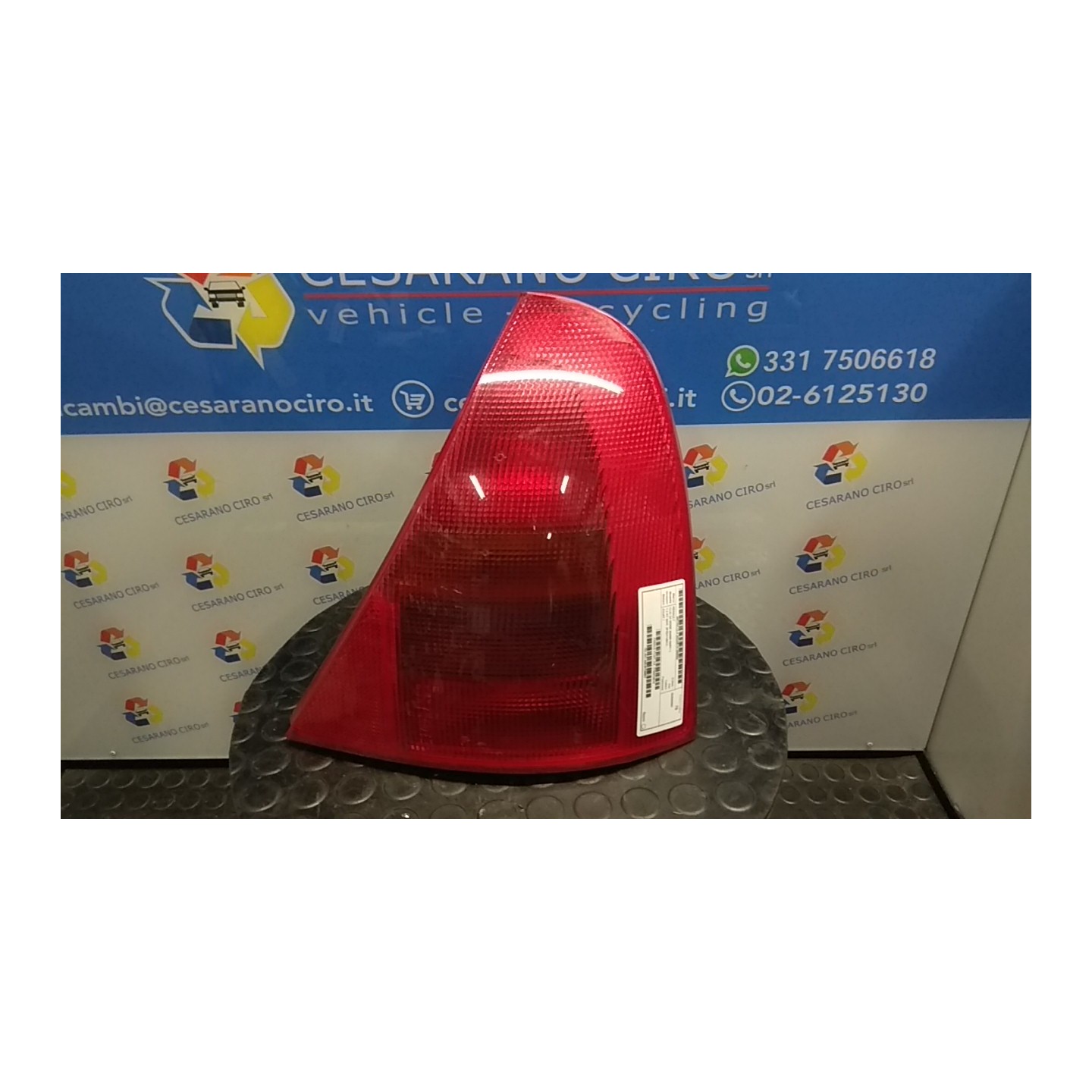 FANALE POST. DX. 050 RENAULT CLIO 2A SERIE (04/98-04/01) K4JA7 7700410518