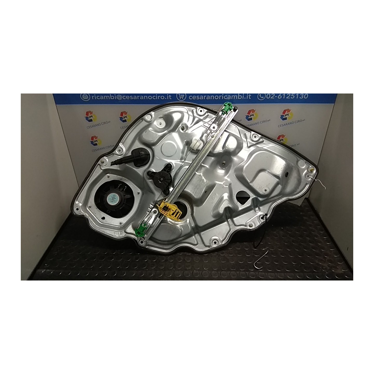 ALZACRISTALLO PORTA POST. SX. 103 LANCIA MUSA (TG) (07/04-06/08) 843A1000 71734851