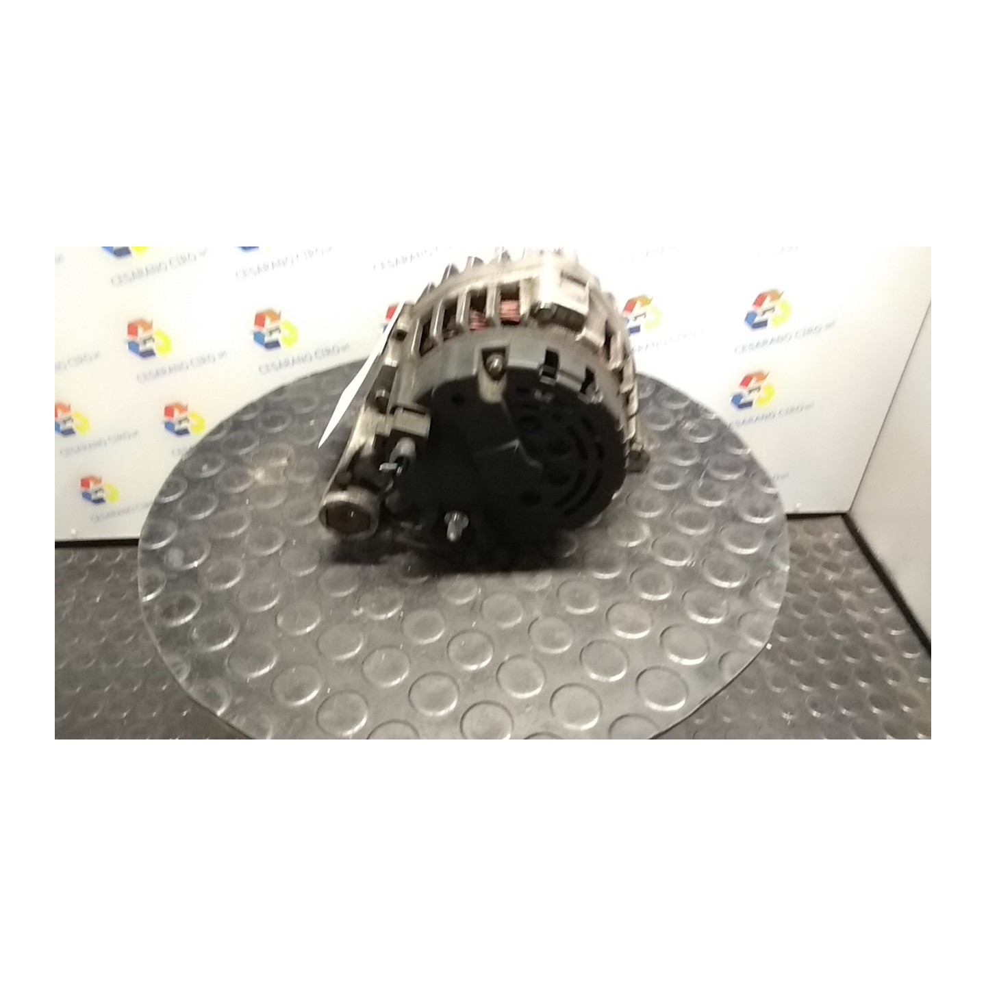 ALTERNATORE 120A/ROTAZ. 024 AUDI A4 (8D) (10/94-12/00) APT 028903018EX