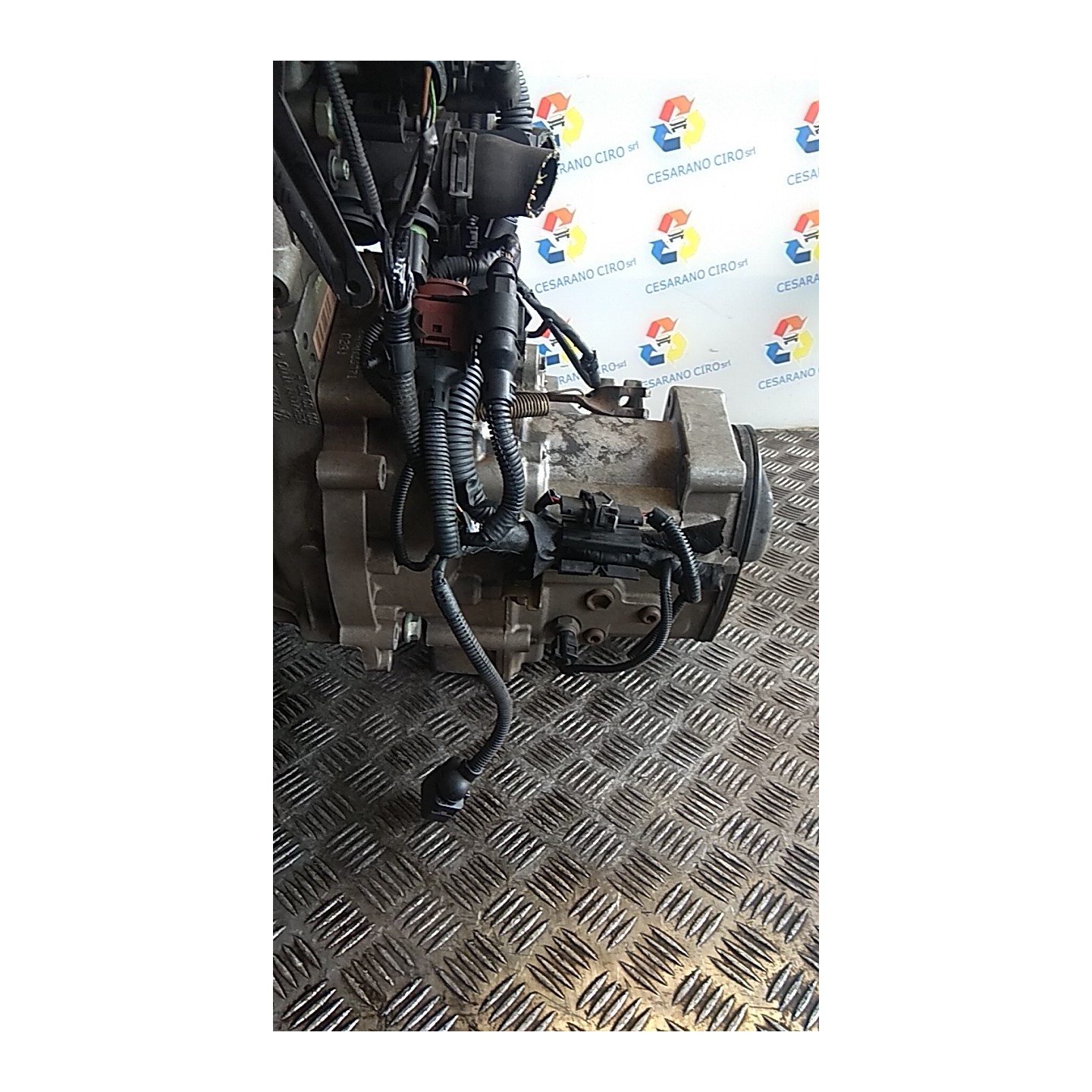 CAMBIO COMPL. ROTAZ. 5 MARCE 055 SEAT IBIZA (6K) (05/93-12/01) AUC 085300044SX