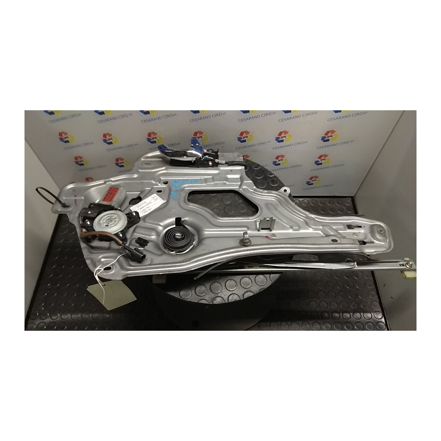 ALZACRISTALLO ELETTR. PORTA ANT. DX. 089 HYUNDAI SANTA FE 1A SERIE (01/01-10/06 D4EA 8240626000