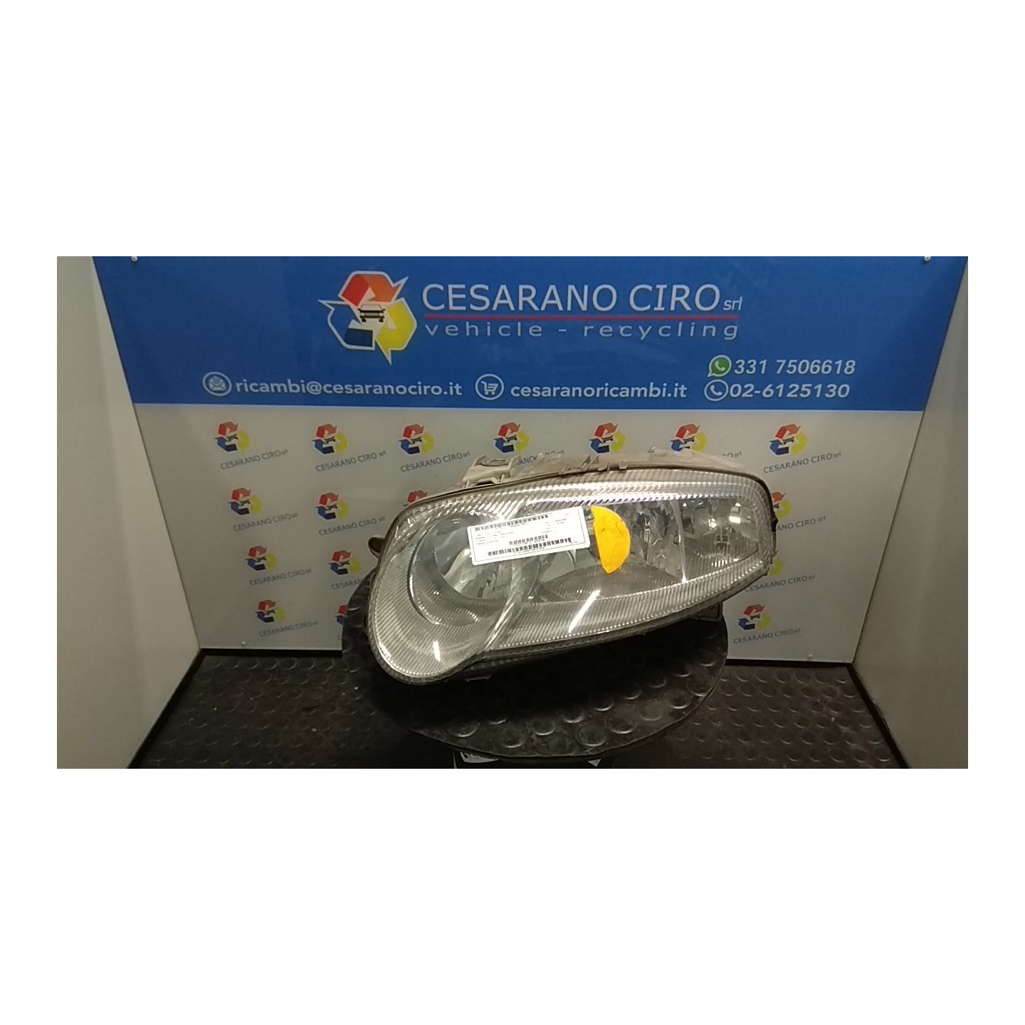 PROIETTORE SX. 010 ALFA ROMEO 147 (W8) (08/00-01/06) AR32104 46826196