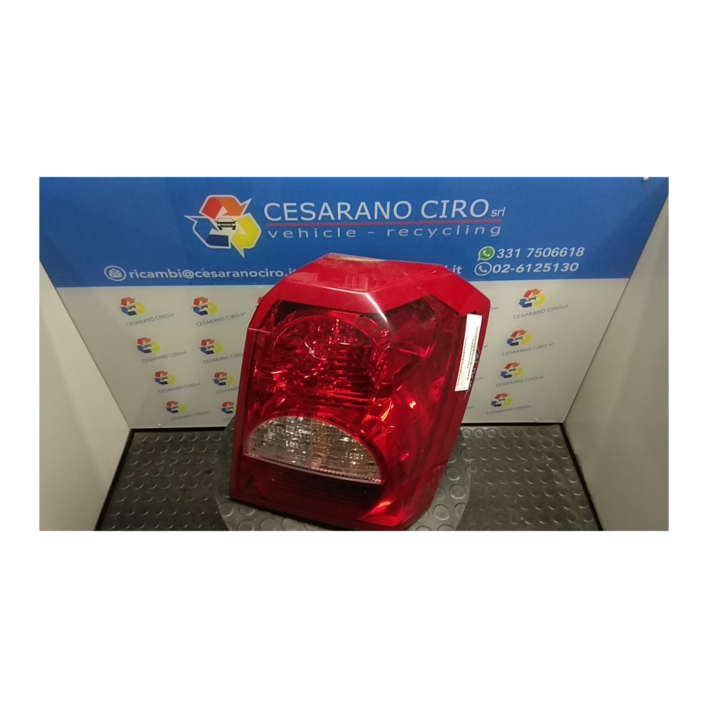 FANALE POST. DX. 069 DODGE CALIBER (05/06-) BSY 05160360AA