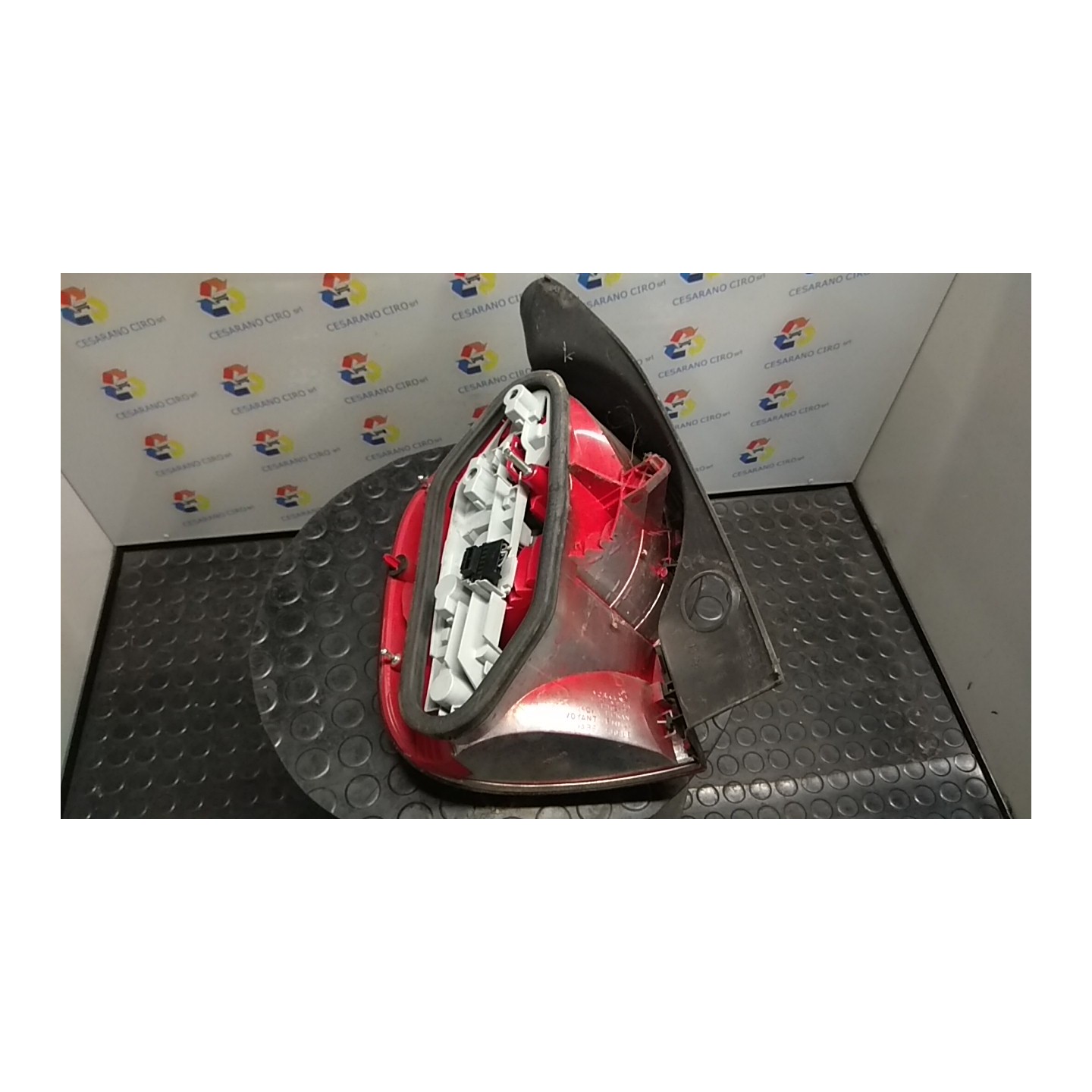 FANALE POST. DX. 079 RENAULT MODUS 1A SERIE (09/04-01/08) D4FD7 8200538785