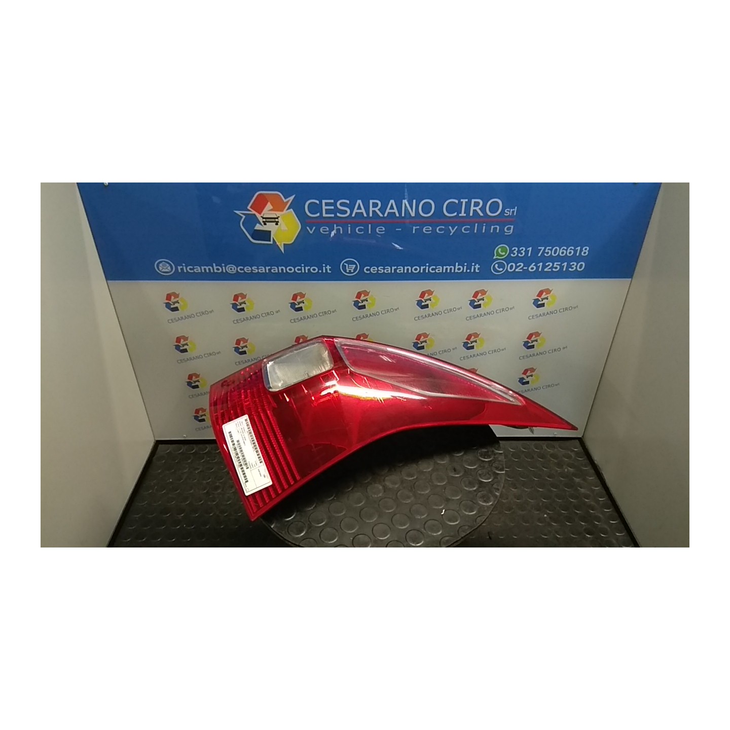 FANALE POST. DX. 115 RENAULT MEGANE 2A SERIE (09/02-02/06) K4MT7 8200142683